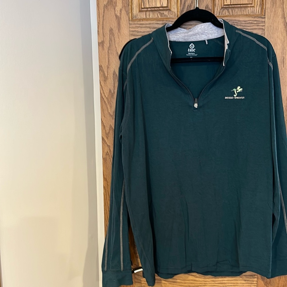 Golf quarter zip